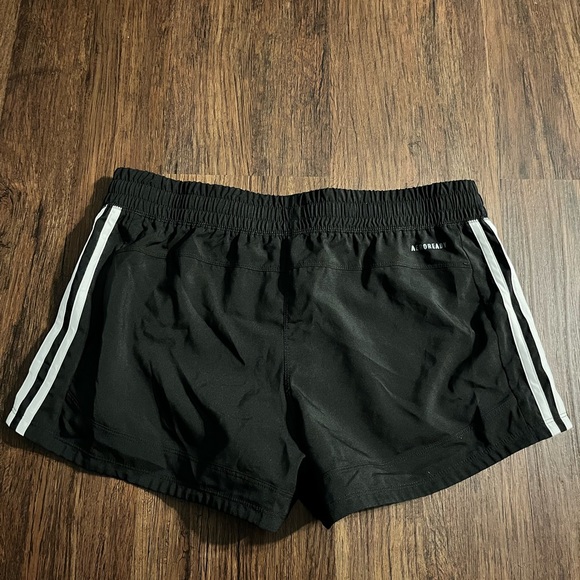 Womens aeroready adidas shorts - Picture 5 of 6